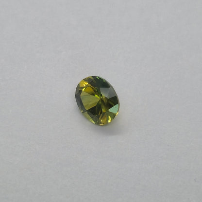 Yellow-green Parti Sapphire