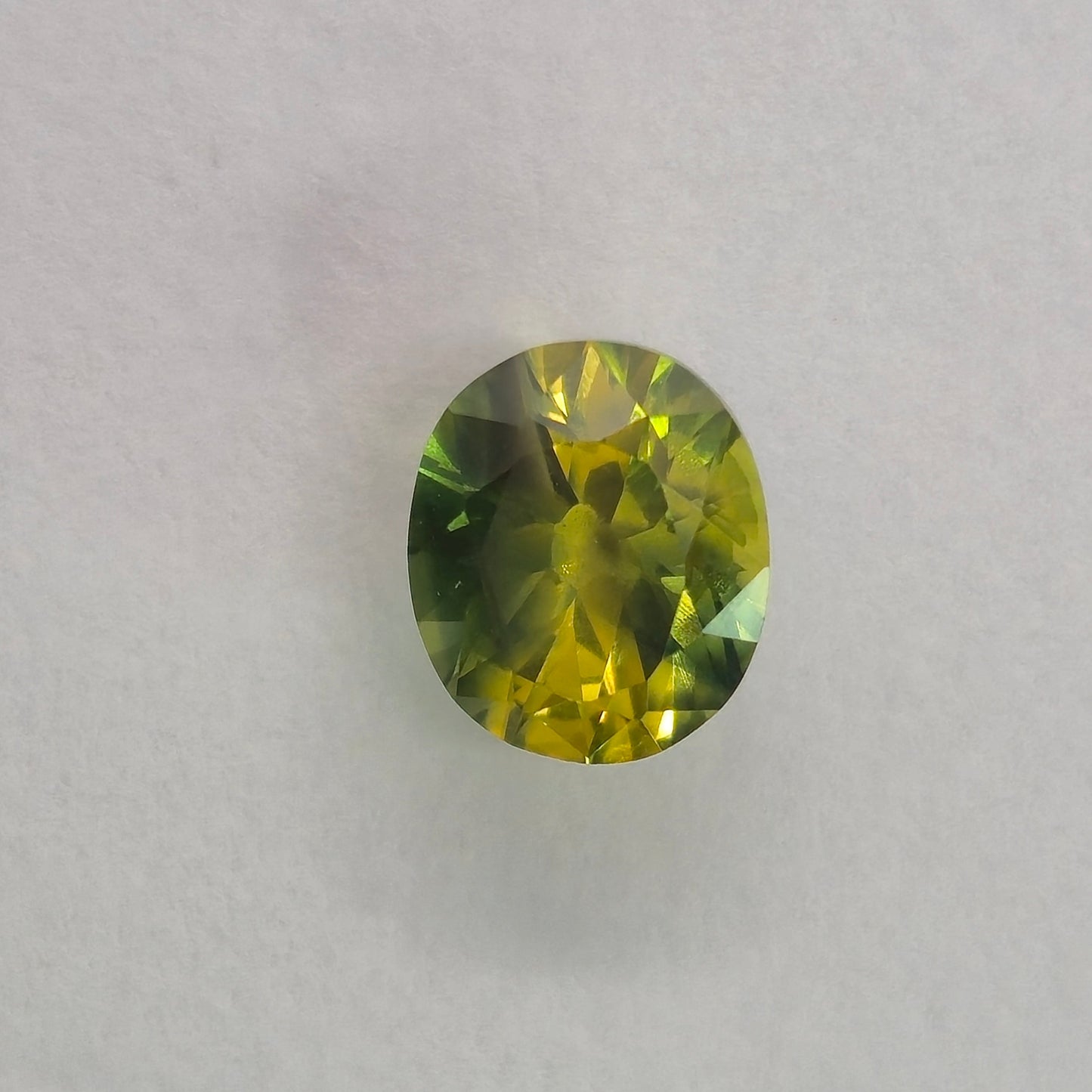 Yellow-green Parti Sapphire